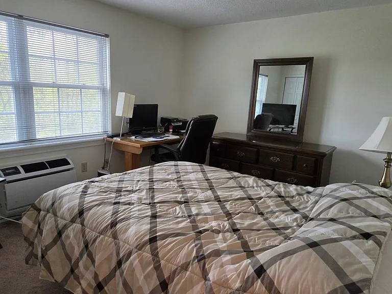 37D Crystal Ln #D — Photo 9