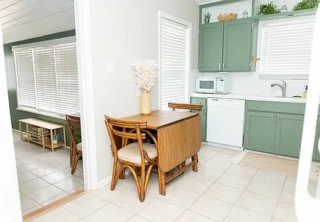 721 Mary Lake Dr — Photo 13