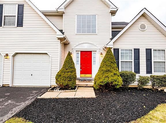 4th image of 217 McNair Cir