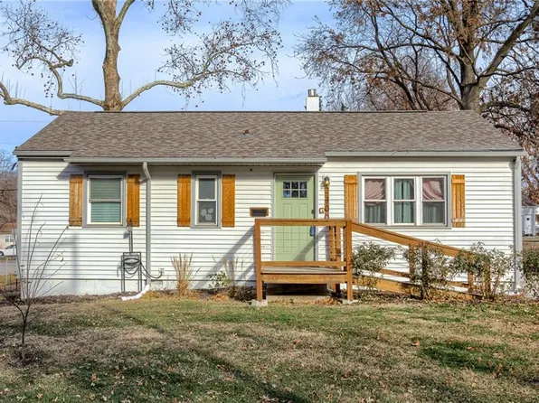 2400 NE 59th Ter, Kansas City, MO 64118
