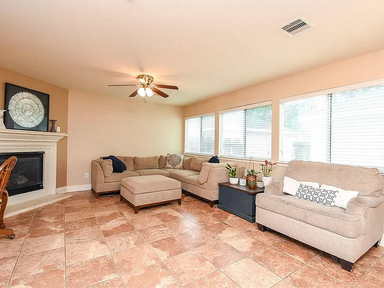 10735 Cobblecreek Way — Photo 5