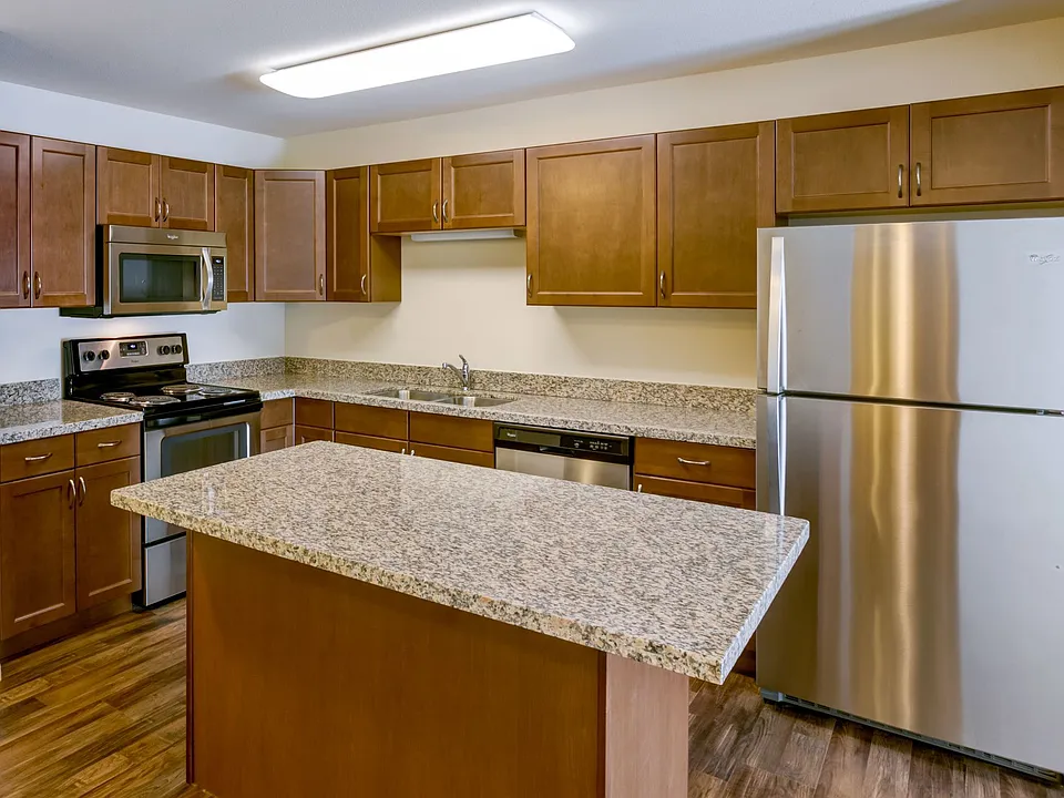 Eagles Landing apartments community photo
