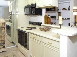 614 W Greens Rd, Houston, TX 77067