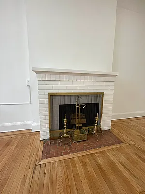 Rented by HOLTON REAL ESTATE INC. | media 14