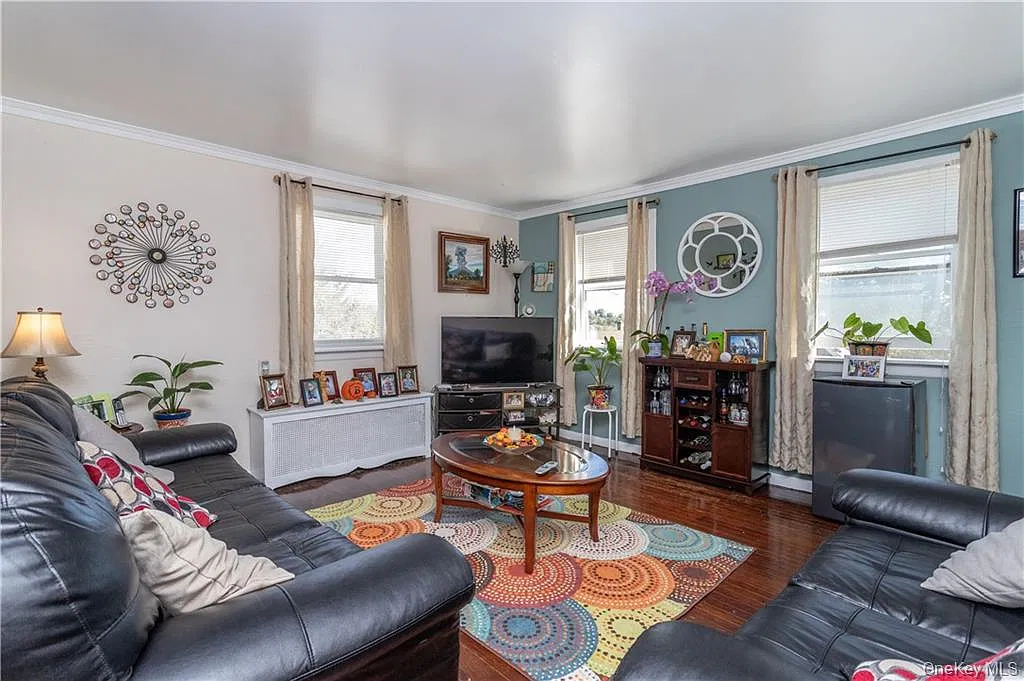 3 bed, 1400 sqft, $3,000 — Photo 4
