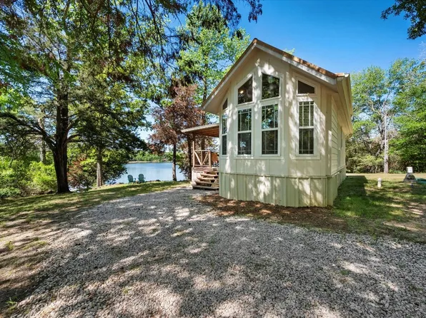 164 Private Road 365, Fairfield, TX 75840