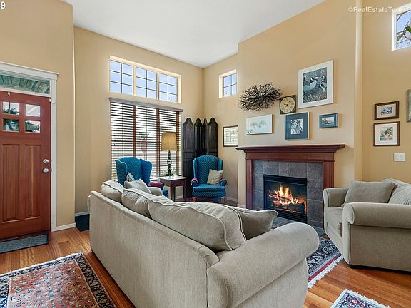 4th image of 507 NE 62nd Ave