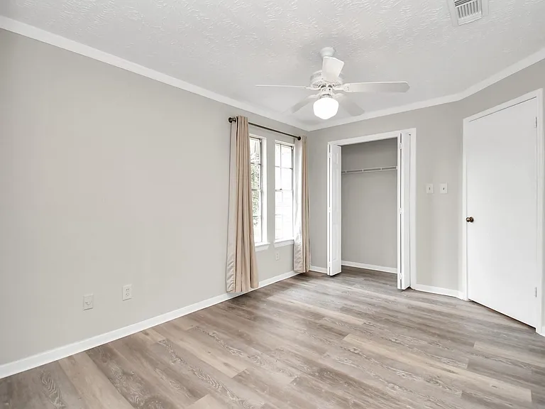 14810 Cypress Ridge Dr — Photo 26
