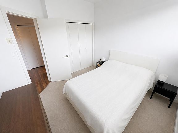 5th image of 5388 Grimmer St #Penthouse 15