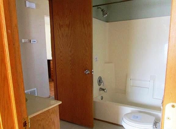 2nd image of 6570 381st St