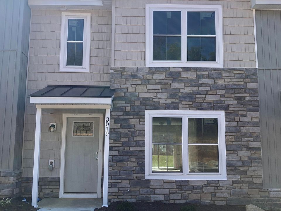 1st image of 3019 Locust Hill Dr #16