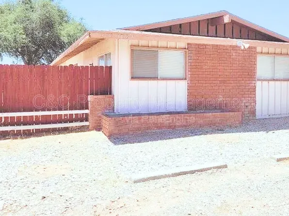 13392 Mohawk Rd, Apple Valley, CA 92308