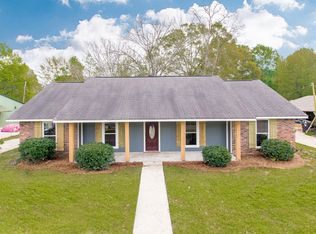 631 Shadyglen Dr, Baton Rouge, LA 70816