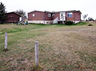 41 Prairie St, Moorcroft, WY 82721