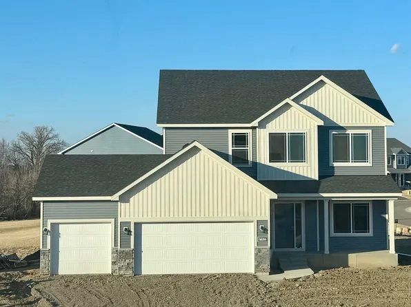 9698 32nd St NE, Saint Michael, MN 55376