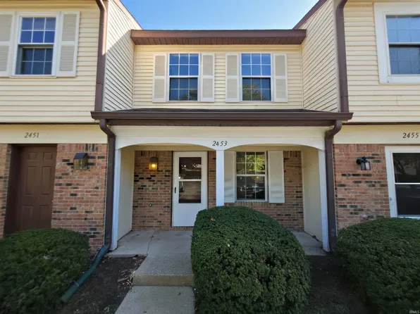 2453 S Burberry Ln, Bloomington, IN 47401