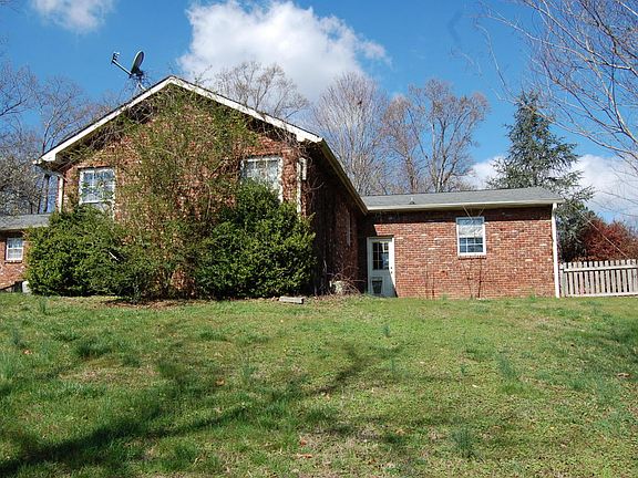 4th image of 3534 Raines Ln