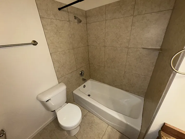 606 Minnesota St #3 — Photo 9