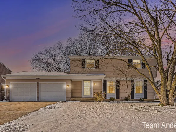 2019 Edgewood Ave SE, Grand Rapids, MI 49546