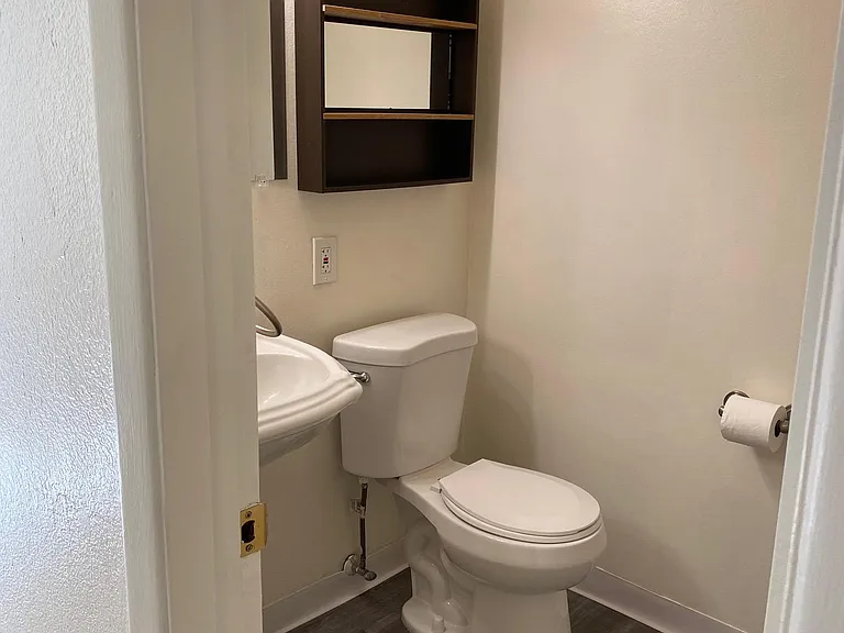 3270 Heights Dr — Photo 7