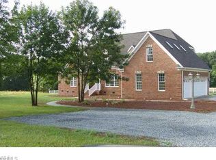 8390 Cedar Ridge Ct, Summerfield, NC 27358