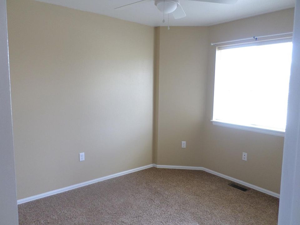 1st image of 2219 Oliver Ave