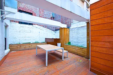 Rented by R New York