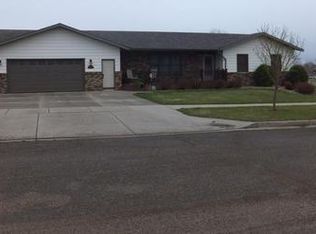4000 37th Ave NW, Mandan, ND 58554