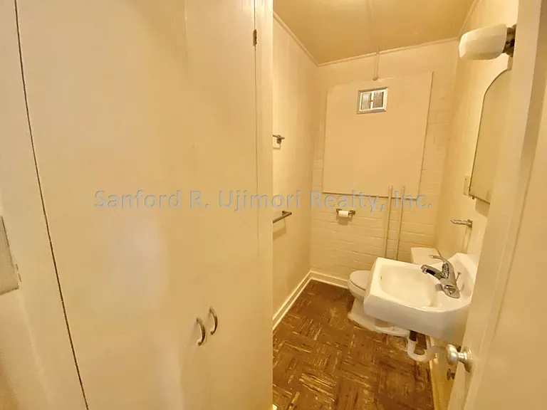 906 Hausten St — Photo 7