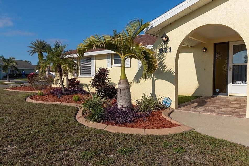 1st image of 921 Sago Palm Way