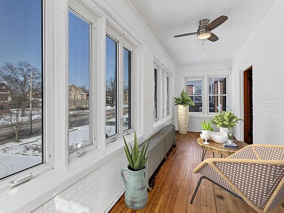 Like Plants - the atrium offers plenty of light