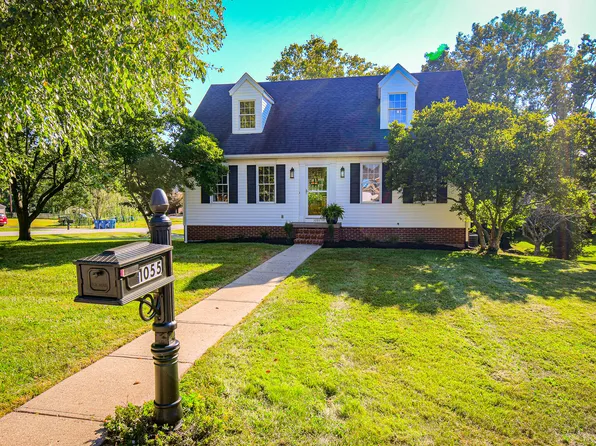1055 Twelve Oaks Dr, Lawrenceburg, KY 40342