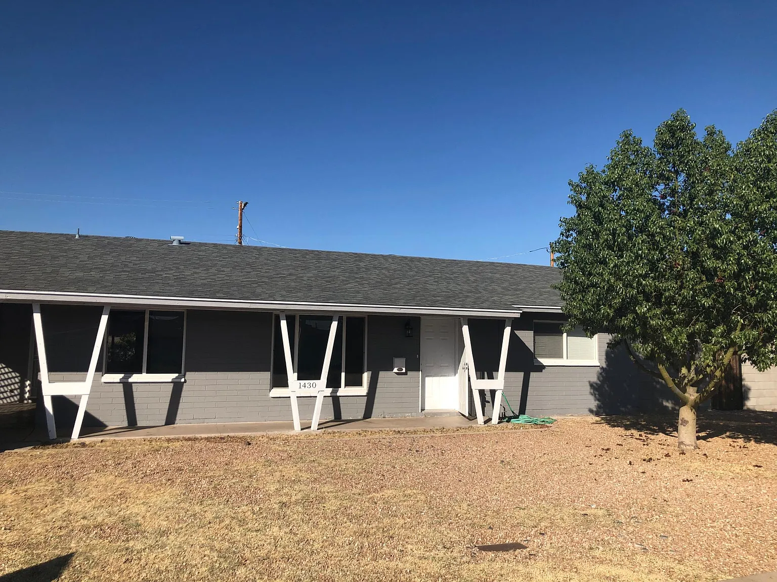 3 bed, 1300 sqft, $2,200 — Photo 2