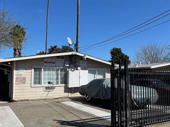 3711 46th Ave, Sacramento, CA 95824