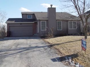 921 Adams Ct, Plattsmouth, NE 68048