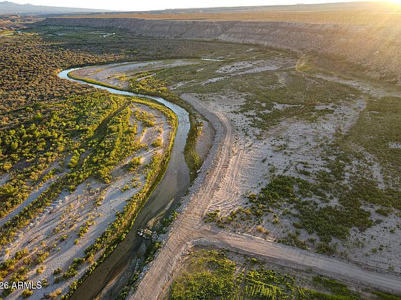 2nd image of 659 S HIDDEN VALLEY Road #-