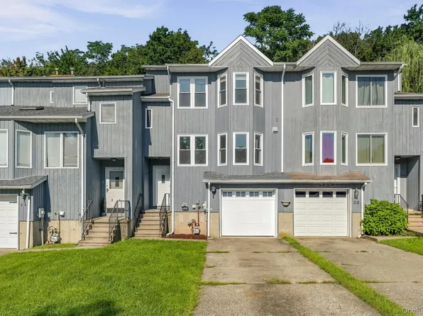 22 Mayer Drive, Middletown, NY 10940
