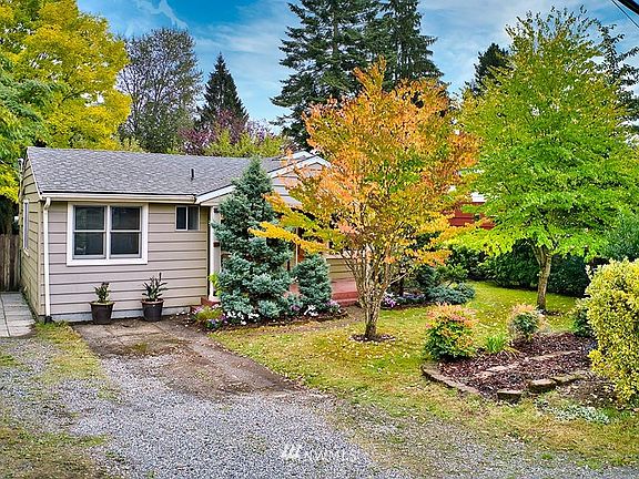 2nd image of 11726 26th Ave NE