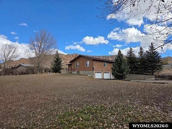3rd image of 100 Deer Rd