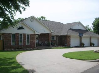 1412 Timber Creek Dr, Weatherford, OK 73096