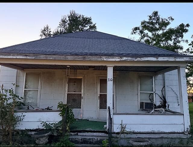 1st image of 310 N Emmerson St