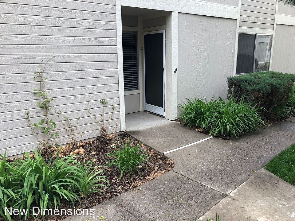 1st image of 2649 Sunny Slope Dr APT 4