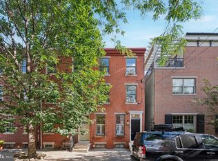203 Carpenter St, Philadelphia, PA 19147