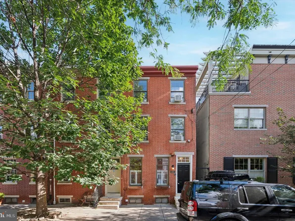 203 Carpenter St, Philadelphia, PA 19147