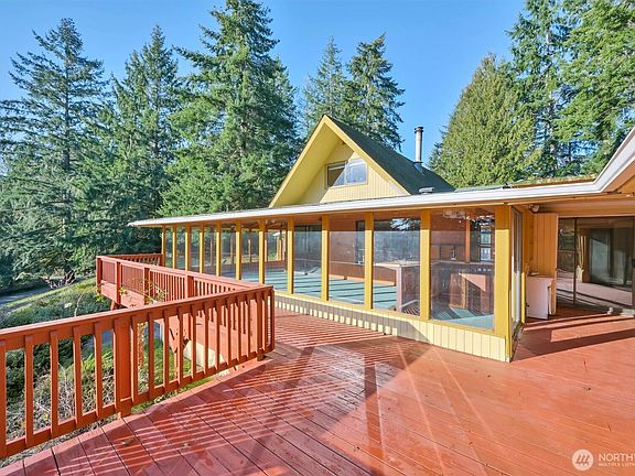 3rd image of 22115 Maple Drive NW