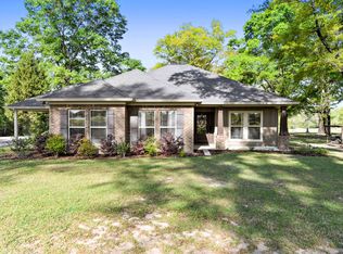 23900 Ramie Farm Rd, Moss Point, MS 39562