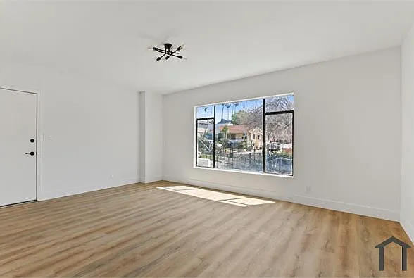 150 S Alvarado St #6 — Photo 8