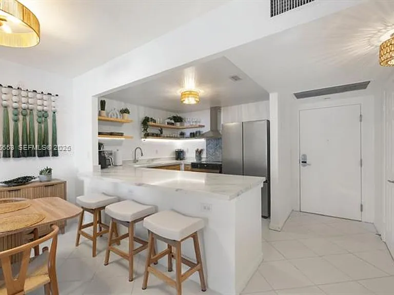 2301 Collins Ave #519 — Photo 17