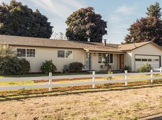 885 S Magnolia St, Cornelius, OR 97113