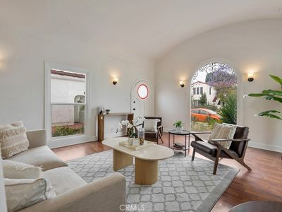 1852 S Cochran Ave, Los Angeles, CA, 90019